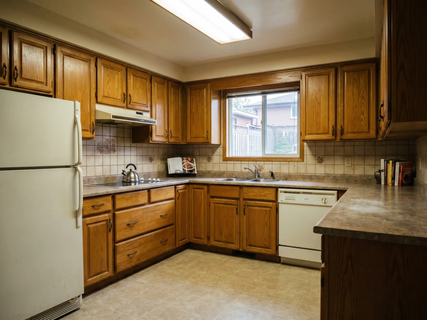 Outdated 1990s kitchen before AI renovation