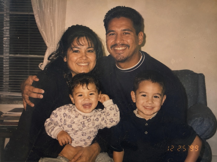 Scanned family photo with an old printed date